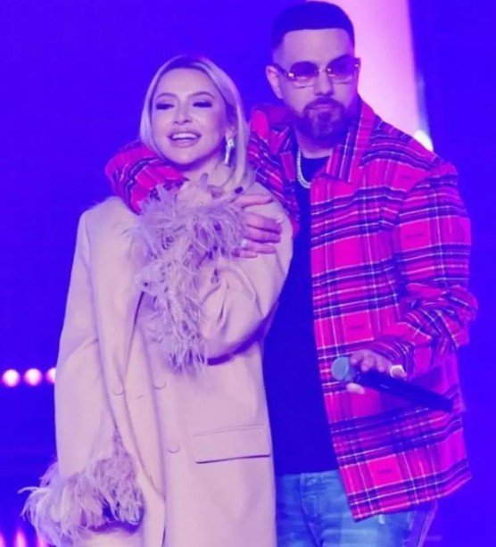 Hadise'nin leopar tarzı gündem oldu!